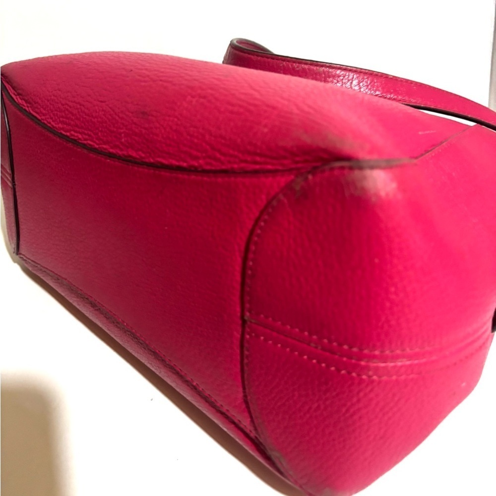 Kate Spade Pink Shoulder Bag with Modern Design - Picture 6 of 11